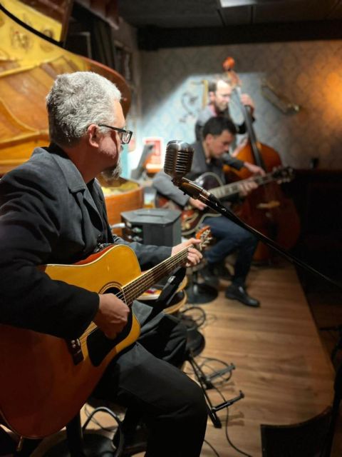 Barcelona: Jam Session - Jazz, Cocktails and Tapas - The Room Feels More Like a Lounge Than a Concert Hall