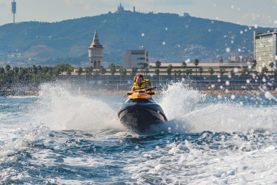 Barcelona: Jetski Rental in Barcelona - Starting at Port Fòrum, Barcelona