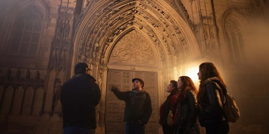 Barcelona: Killers, Witches & Inquisition Old Town (day/eve) - The Inquisition, torture, and public punishment