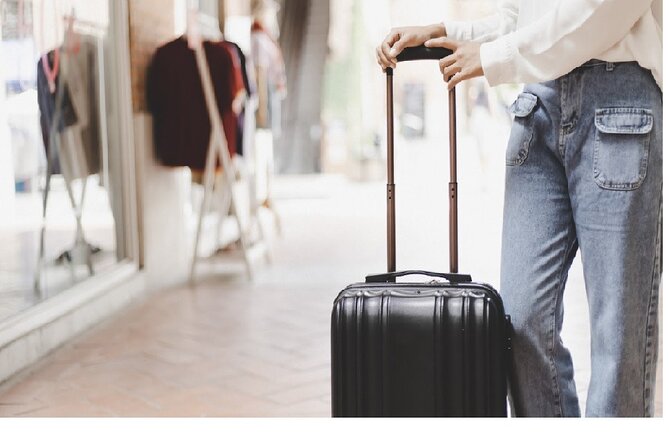 Barcelona: Luggage Storage - Booking by bag, not by person