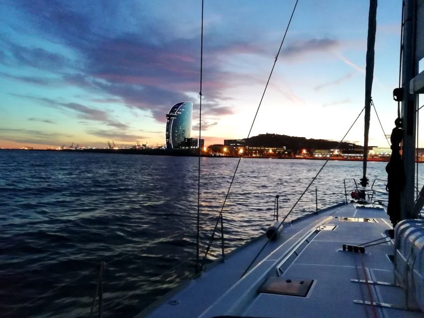 Barcelona: Luxury Private Sunset Yacht Cruise - Sailing past Montjuic, Barceloneta, and the Olympic Towers