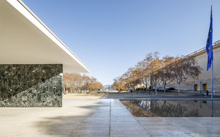 Barcelona: Mies van der Rohe Pavilion Ticket and Audio Guide - Why this small building matters