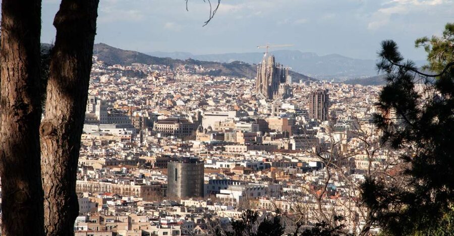 Barcelona: Montjuïc Walking Tour With Optional Flamenco Show - Mirador del Alcalde and Montjuïc’s changing past