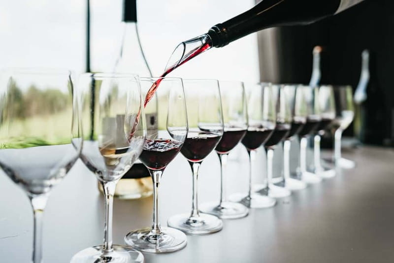 Barcelona: Montserrat and Winery Tour with Tapas or Lunch - Choosing between tapas and the full lunch