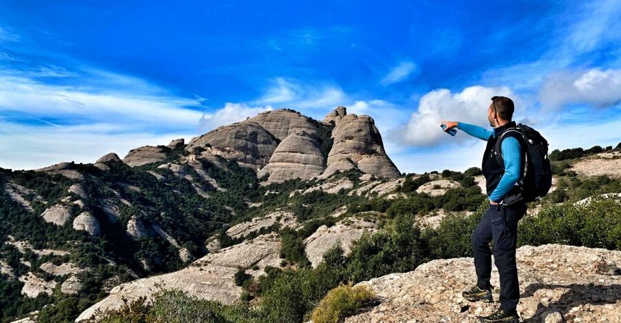 Barcelona: Montserrat Hiking Experience and Monastery Visit - The first climb sets the tone