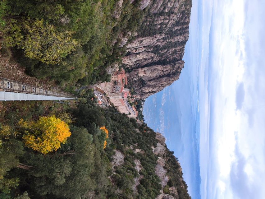 Barcelona: Montserrat Monastery & Hiking Off the Beaten Path - Descending through shade and forest