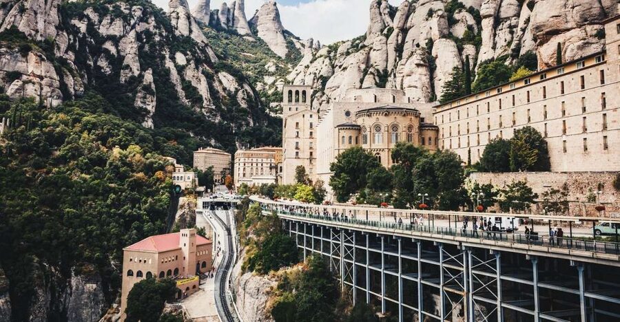 Barcelona: Montserrat Tour with Cog-Wheel & Black Madonna - Free time for views, markets, and funiculars