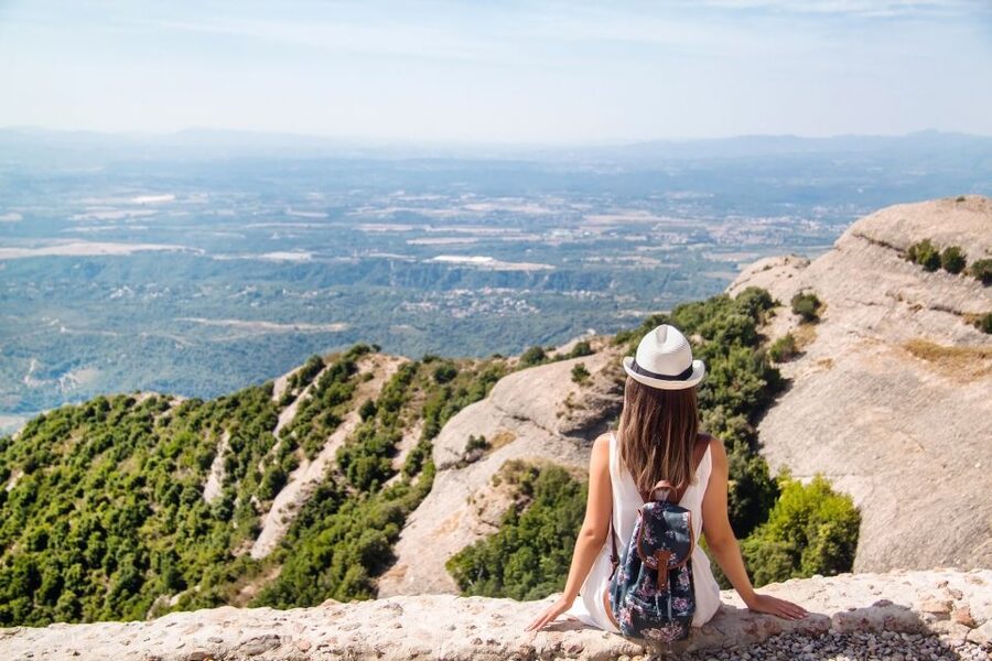 Barcelona: Montserrat Tour with Lunch & Wine Tasting Option - How much value do you get for $41?