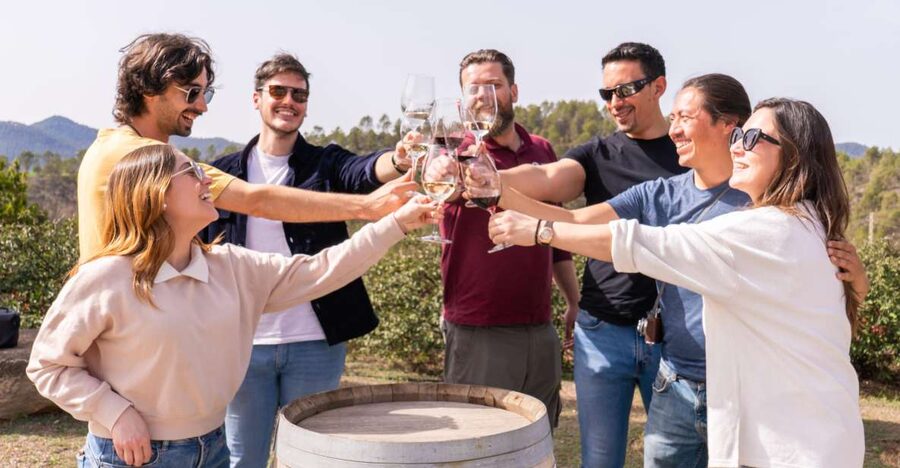 Barcelona: Montserrat, Winery Tour & Lunch with Wine Tasting - Why this pairing works so well