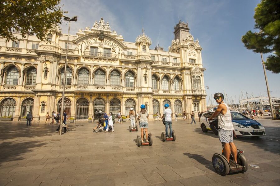 Barcelona: Old Port and Gothic Quarter Guided Segway Tour - Key Points at a Glance