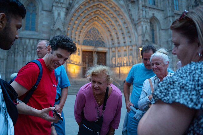 Barcelona Old Town Tapas Tour: Vermouth, Bites & Hidden Gems - The guides make or break the evening