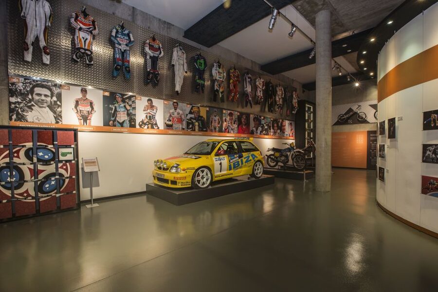 Barcelona: Olympic and Sport Museum – Sports Experience - Adding the museum to a Montjuïc day
