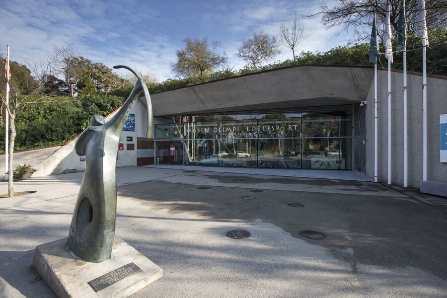 Barcelona: Olympic and Sport Museum – Sports Experience - Racing Bolt and testing your own sporting skills