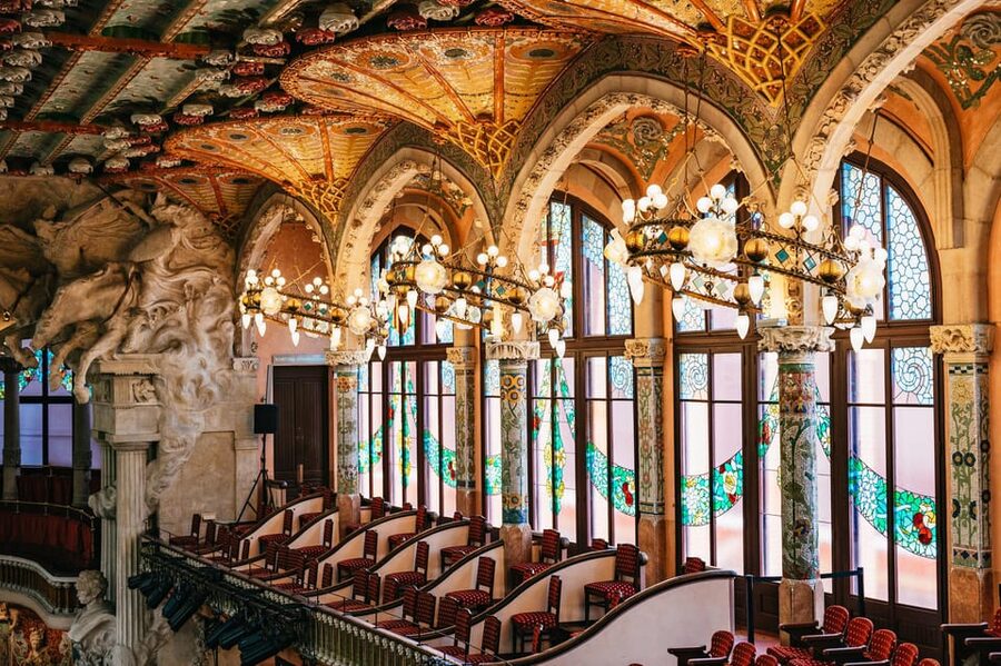 Barcelona: Palau de la Música Guided Tour - The floral staircase and its careful details