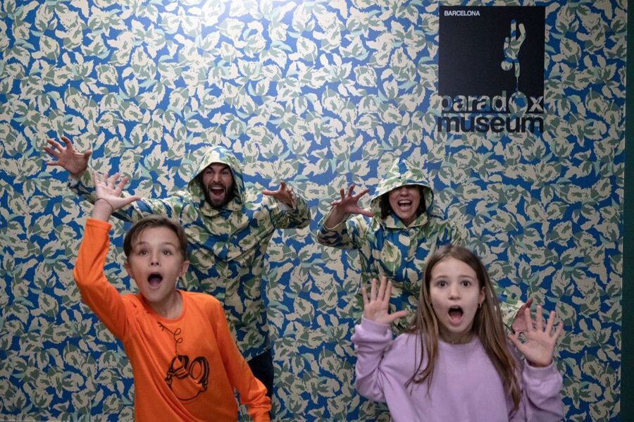 Barcelona: Paradox Museum Entry Ticket - Why the photo points matter
