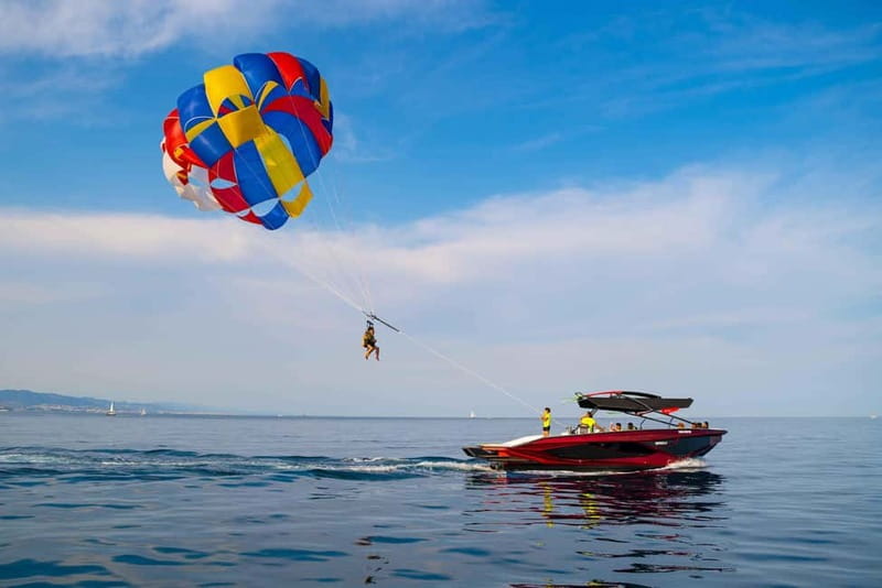 Barcelona: Parasailing magic flight and views above the sea - The boat ride and 150-meter view