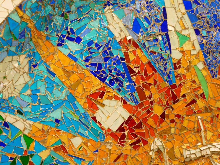 Barcelona: Park Güell Guided Tour - Entering Park Güell without the ticket-line hassle