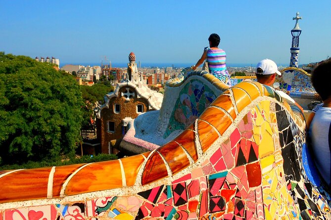Barcelona: Park Güell Guided Tour & Tickets with Fast-Track Entry - How Long the Walk Really Takes