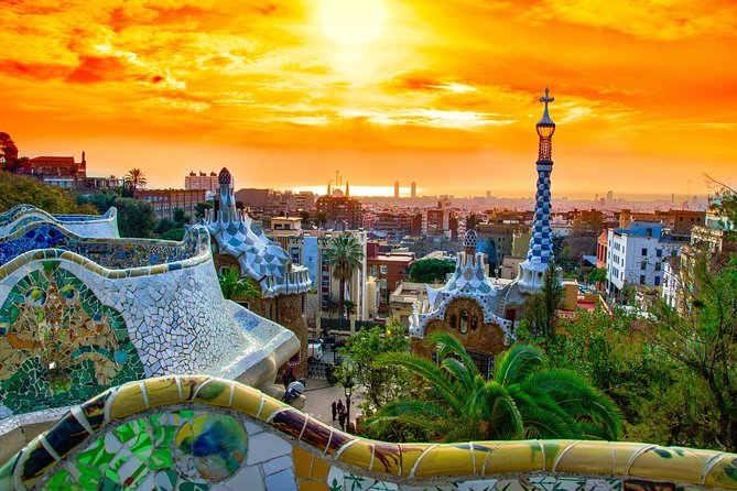 Barcelona: Park Guell Guided Tour with Skip the Line Ticket - Why a guide is worth the extra cost