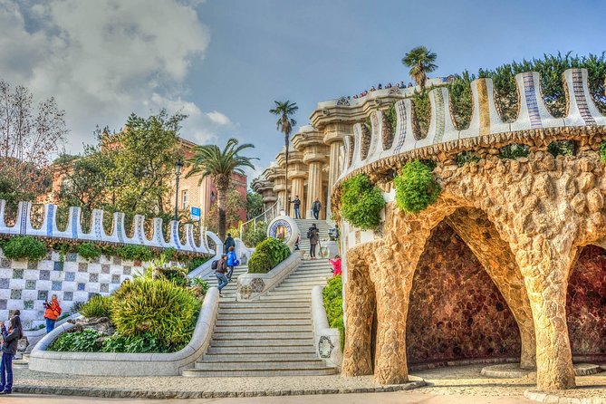Barcelona: Park Guell Guided Tour with Skip the Line Ticket - What is not included
