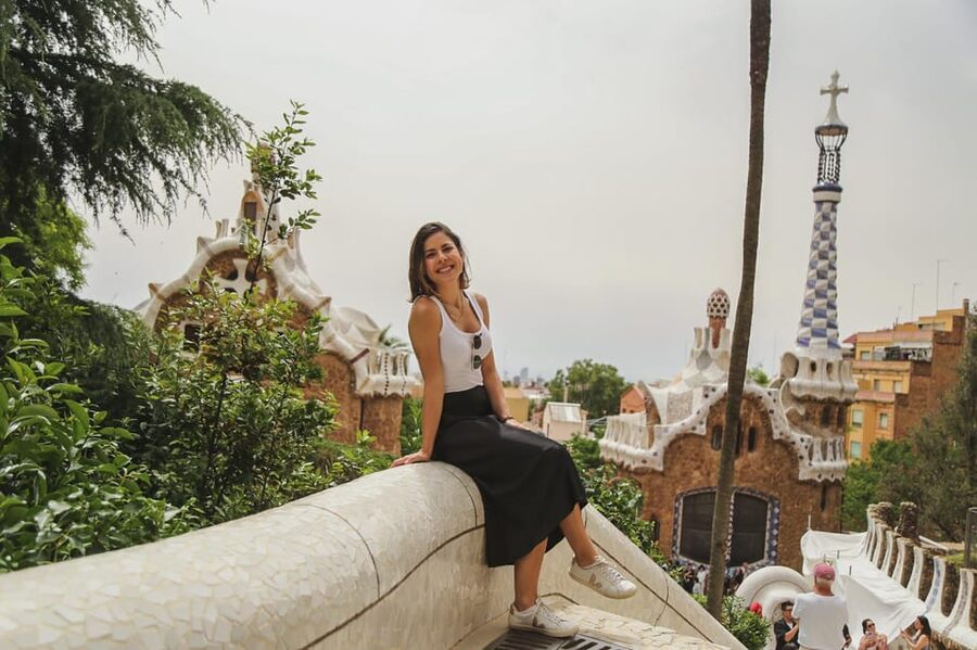 Barcelona: Park Güell Private Photography Experience - Meeting Borja at the park entrance