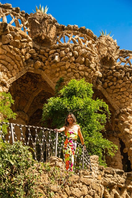 Barcelona: Park Güell Private Photography Experience - What you receive after the 25-minute photo stop