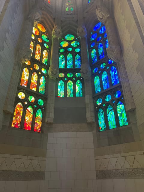 Barcelona: Park Güell Skip-the-Line Guided Tour - The Sagrada Família and Park Güell combination