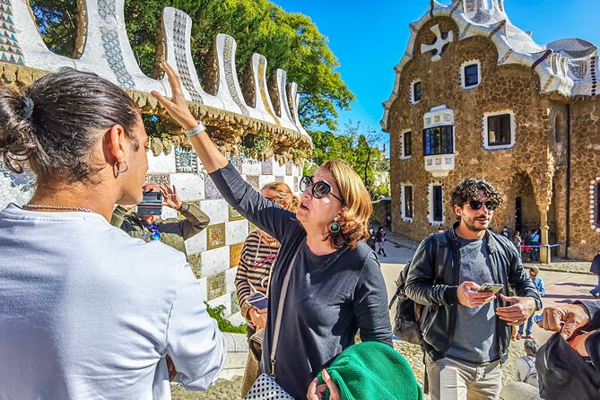 Barcelona: Park Guell Small Guided Tour & Skip the Line Ticket - Who will get the most from this tour
