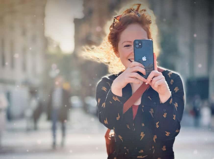 Barcelona: Phone Photography Tips & Tricks - Park & Old Town - Why this class is different from a photo shoot