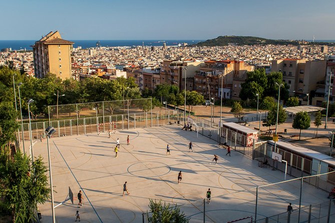 Barcelona Photography Masterclass - Private Photography Lesson - Starting at Plaça de Catalunya
