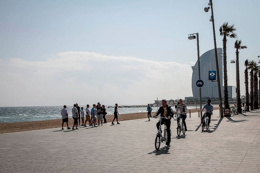Barcelona: Private 5 Neighborhoods Tour by Electric Bike - Five Barcelona neighborhoods in one ride