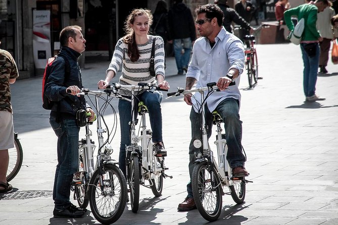 Barcelona Private Bike Tour - The Tapas Tasting in Poble Sec