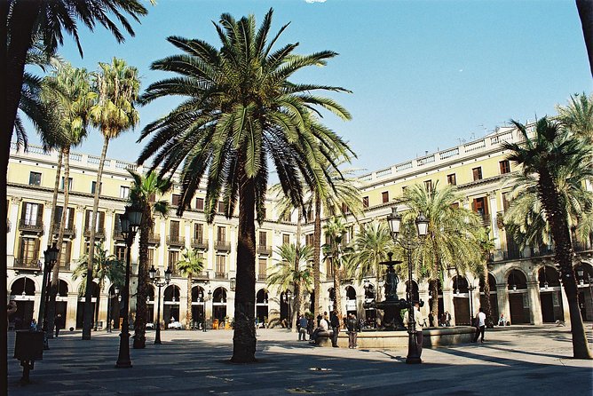 Barcelona Private Bike Tour - El Raval, from sailors’ quarter to youth culture