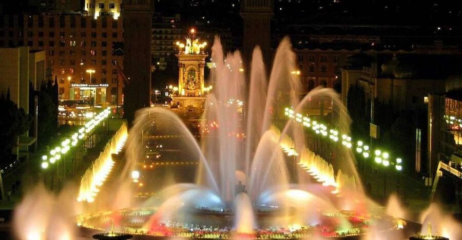 Barcelona: Private City Sights Tour, Including Cable Car - Walking into the Raval
