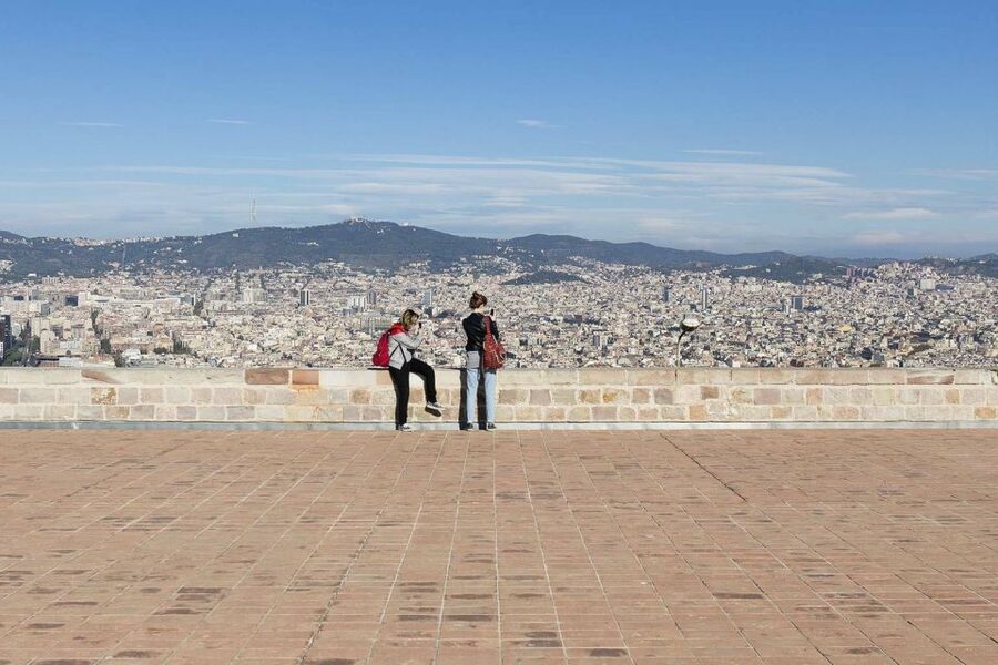 Barcelona: Private City Sights Tour, Including Cable Car - What the private format really adds