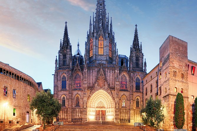 Barcelona Private City Tour (Top Attractions + Pick-up) - Montjuïc, Olympic sights, and broad city views