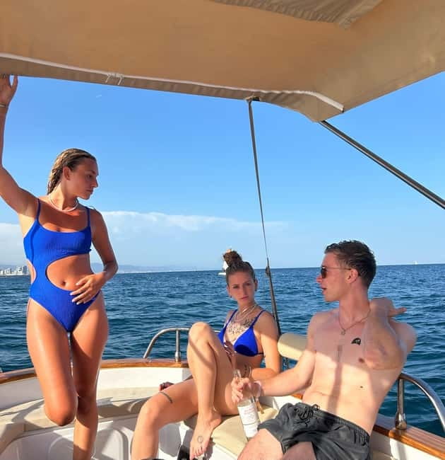 Barcelona: Private Classic Yacht Tour with Drinks - Moll de Gregal: start with a little extra planning