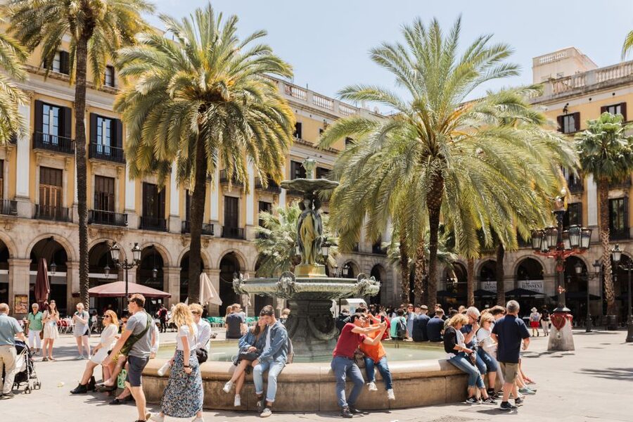 Barcelona: Private Custom Tour with a Local – Icons & Gems - What the walking route can include