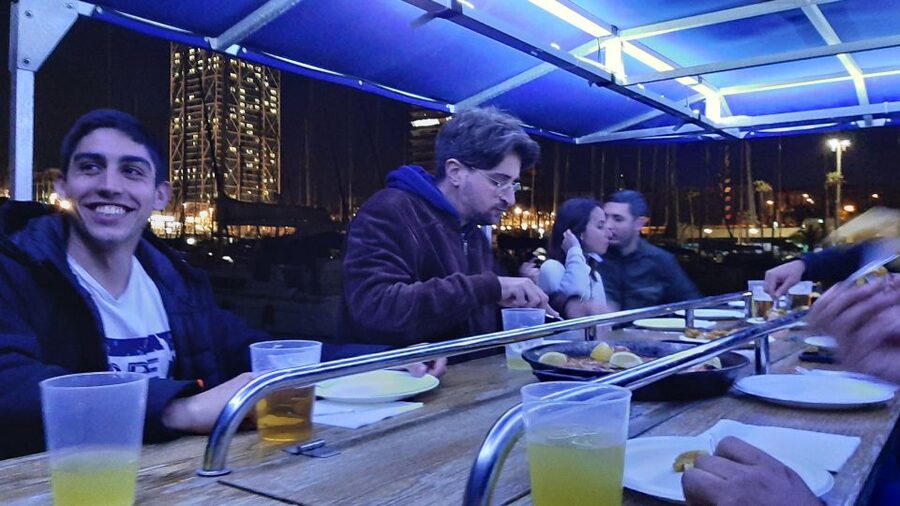 Barcelona: Private Evening Cruise with Dinner and Drinks - Meeting your skipper at Olympic Port