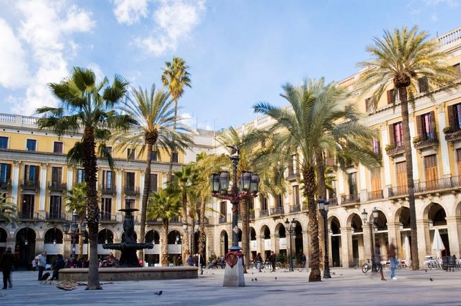 Barcelona Private Gothic Quarter Tour with Flamenco Show - Why this tour works best as an introduction to old Barcelona