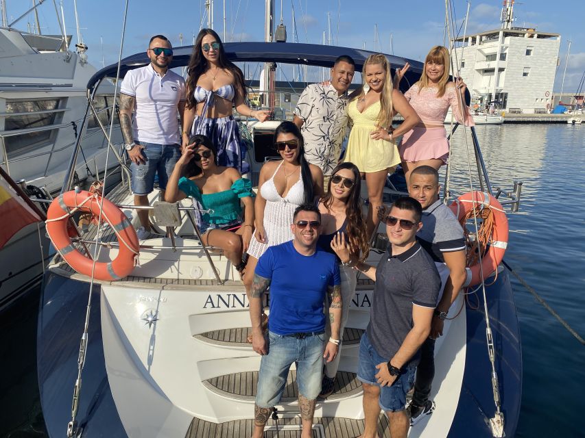 Barcelona: Private Luxury Sailing Tour - Sailing Along the Mediterranean