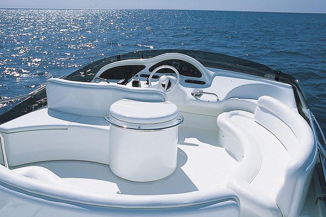 Barcelona Private Luxury Yacht Tour - Leaving from Moll de la Marina on the Gavina
