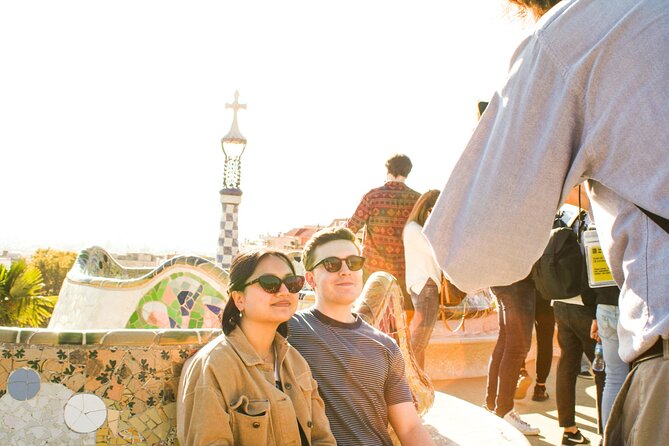 Barcelona: Private Sagrada Familia & Park Guell tour with Pickup - Two Gaudí landmarks in one well-planned afternoon