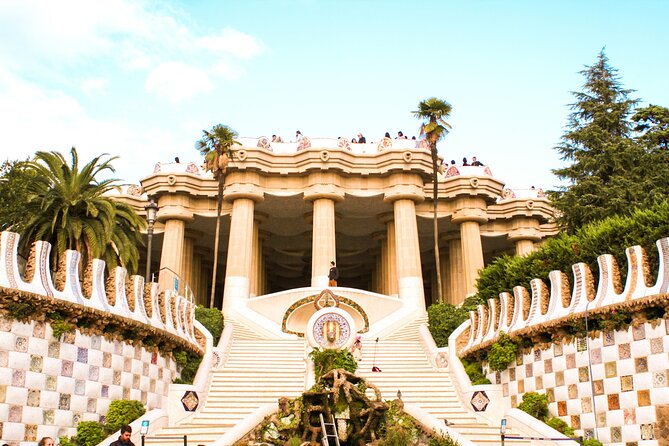 Barcelona: Private Sagrada Familia & Park Guell tour with Pickup - Sagrada Família: structure, light, and Gaudí’s grand idea