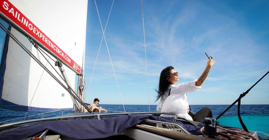 Barcelona: Private Sailing Experience from Port Olimpic - Snacks, Cava, and a Casual Onboard Setup