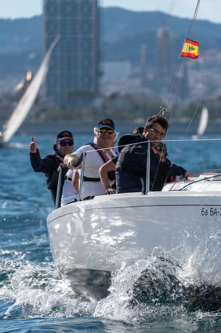 Barcelona: Private Sailing Trip with a Bottle of Cava - FAQ