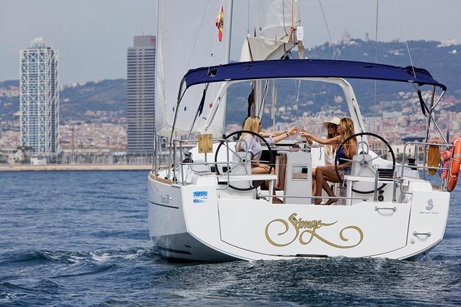 Barcelona Private Sailing with Open Bar & Snacks (max 9) - Choosing between two, three, and four hours