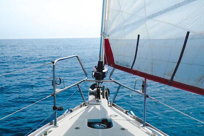 Barcelona Private Sunset Sailing with Drinks - Why a one-hour sail can be a smart Barcelona break