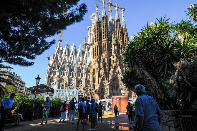 Barcelona Private Tour with Sagrada Familia Skip-the-Line - Why this Barcelona tour covers so much