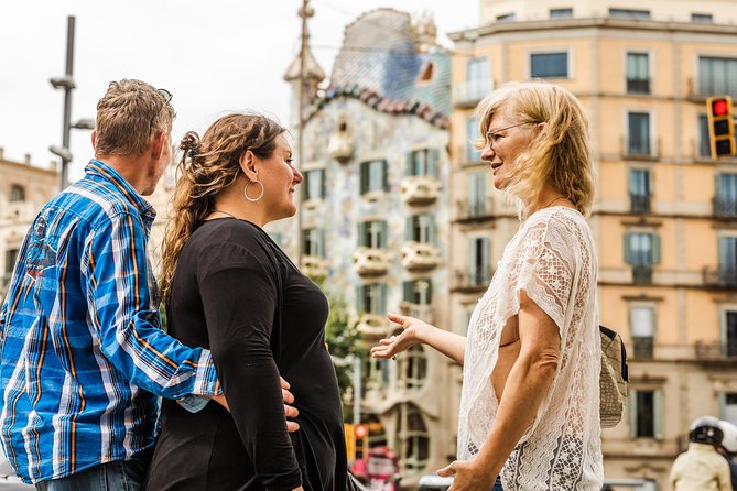 Barcelona Private Tours with Locals: 100% Personalized, See the City Unscripted - Ciutadella Park for a change of pace